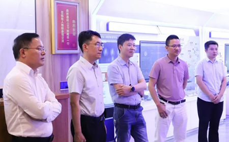 鼎橋CEO蒞臨有人參觀交流，深化5G戰(zhàn)略合作